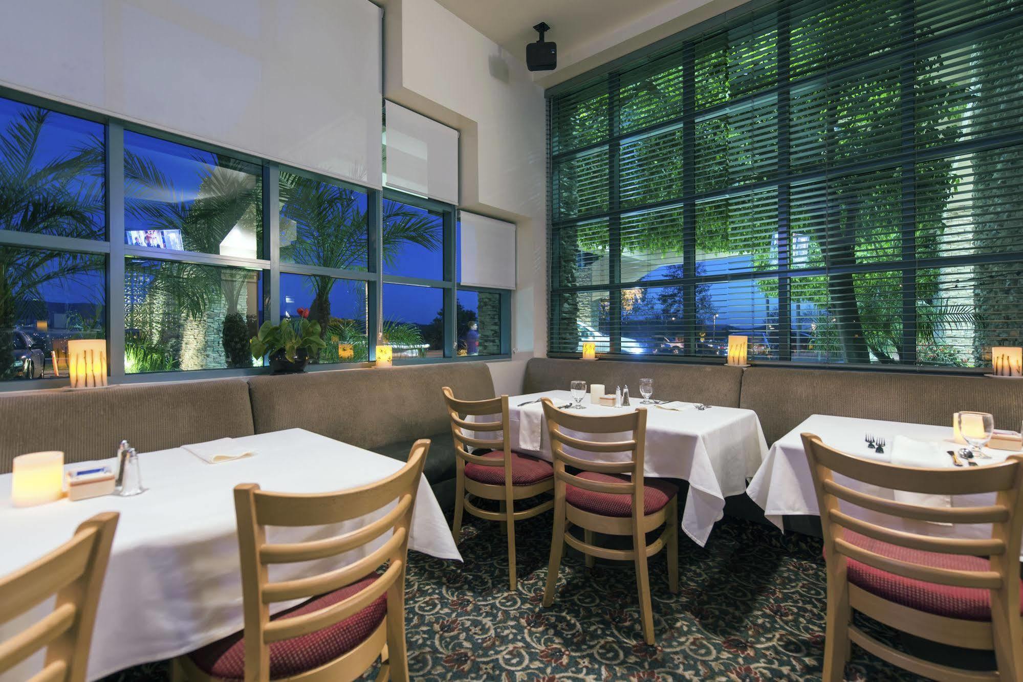סימי ואלי Grand Vista Hotel מראה חיצוני תמונה