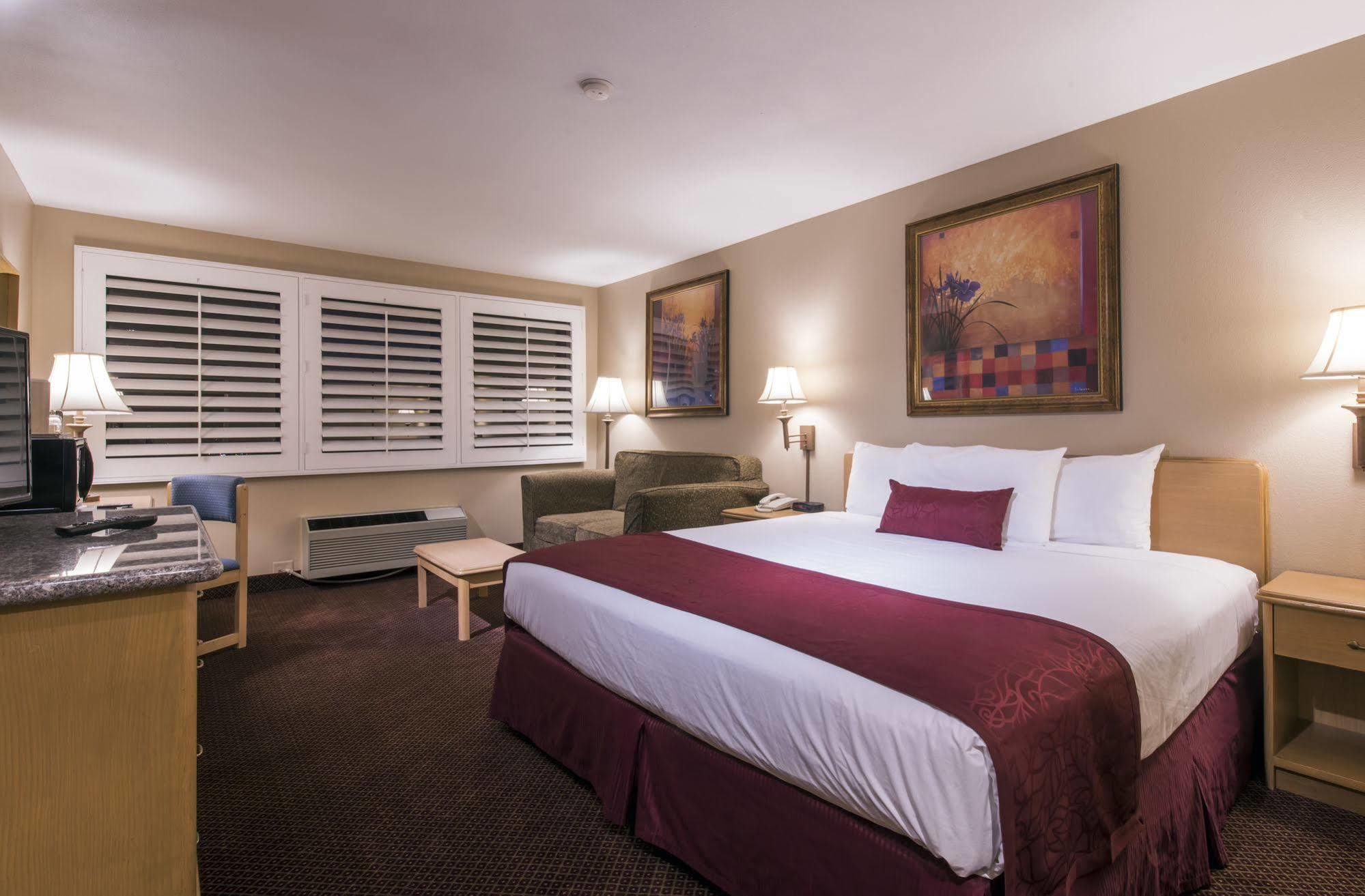 סימי ואלי Grand Vista Hotel מראה חיצוני תמונה